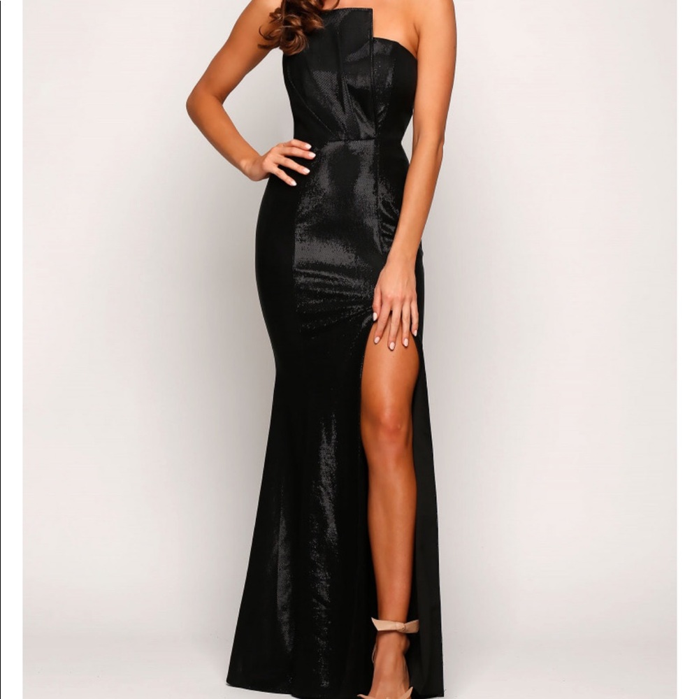 Jadore Shimmering black shimmering strapless gown